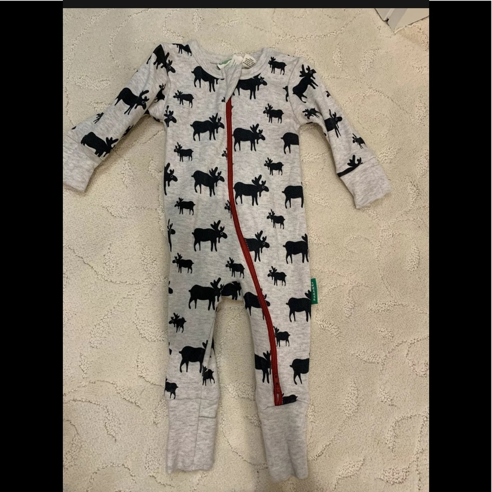 Parade Organics Moose Print romper footie 0-3